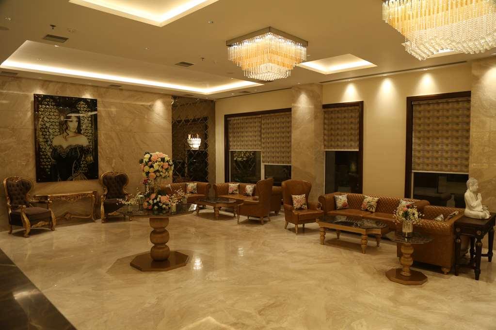 Best Western Kapurthala Interior foto