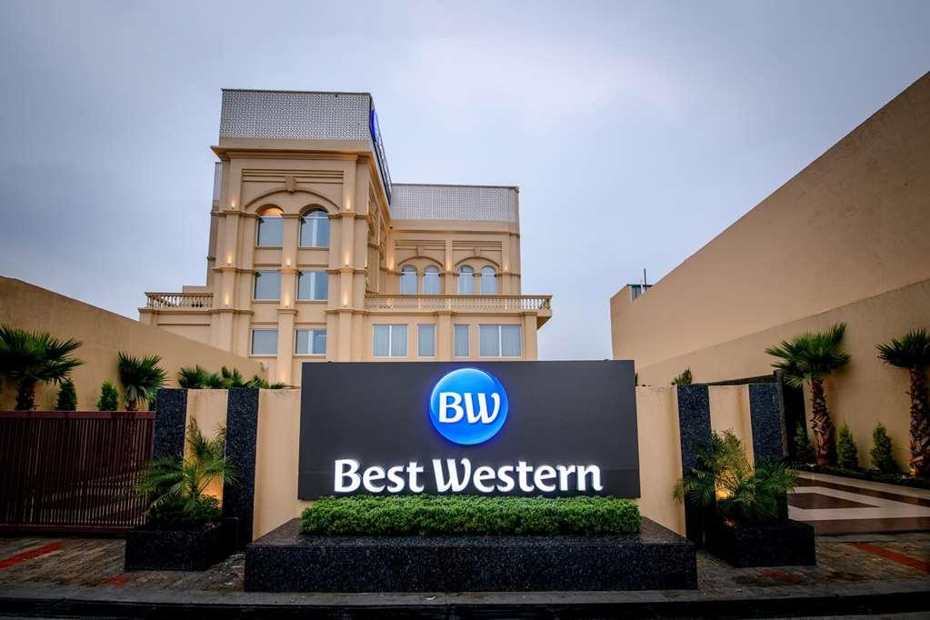 Best Western Kapurthala Bagian luar foto